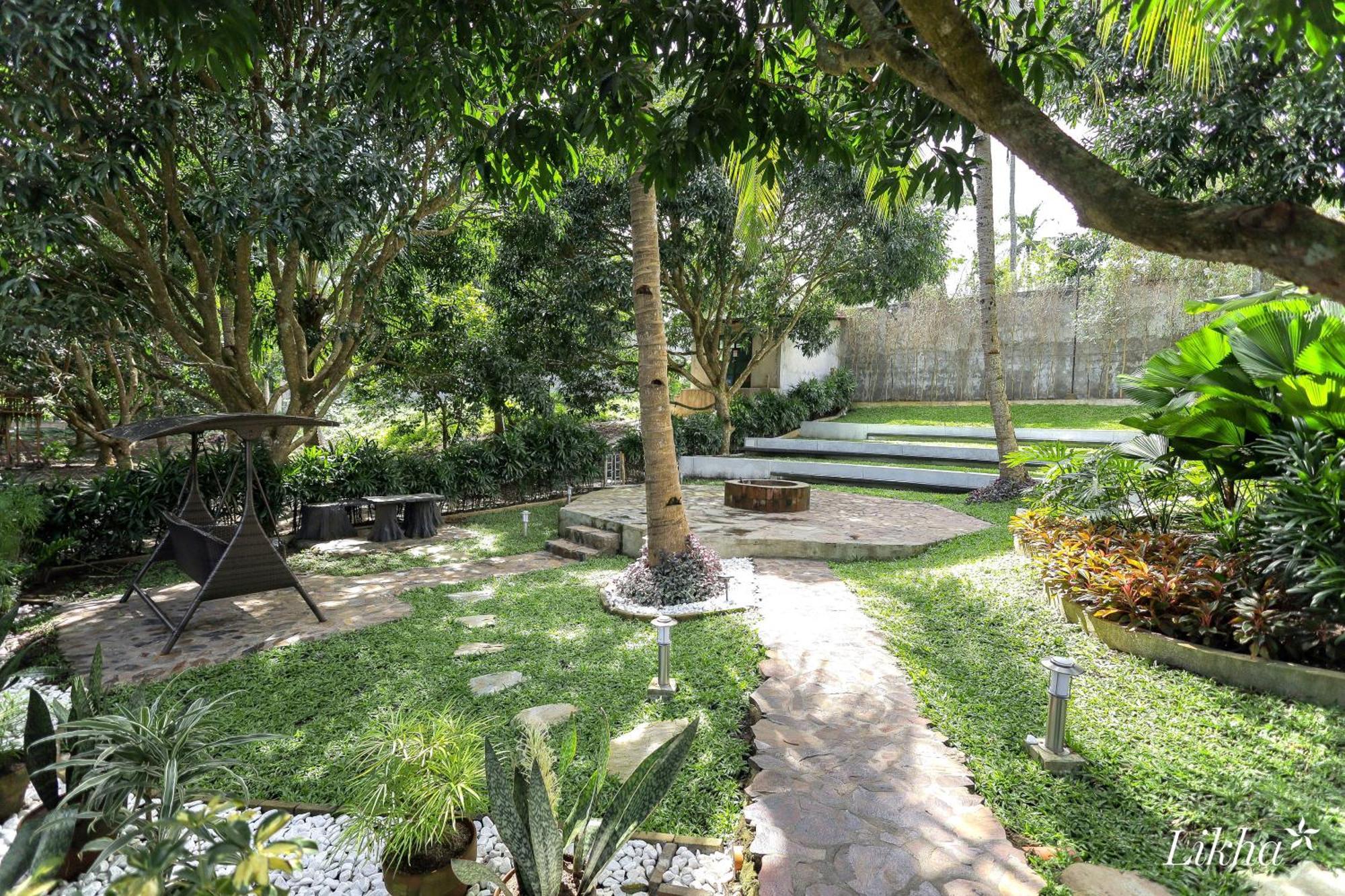 Likha Wellness Resort 利帕 外观 照片